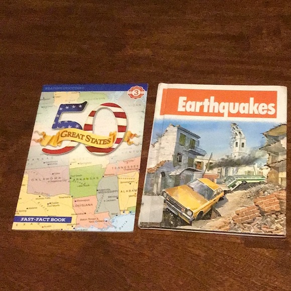 🎁5 for $10 Sale🎁50 Great States Fast Fact Book and Earthquakes - Picture 1 of 15